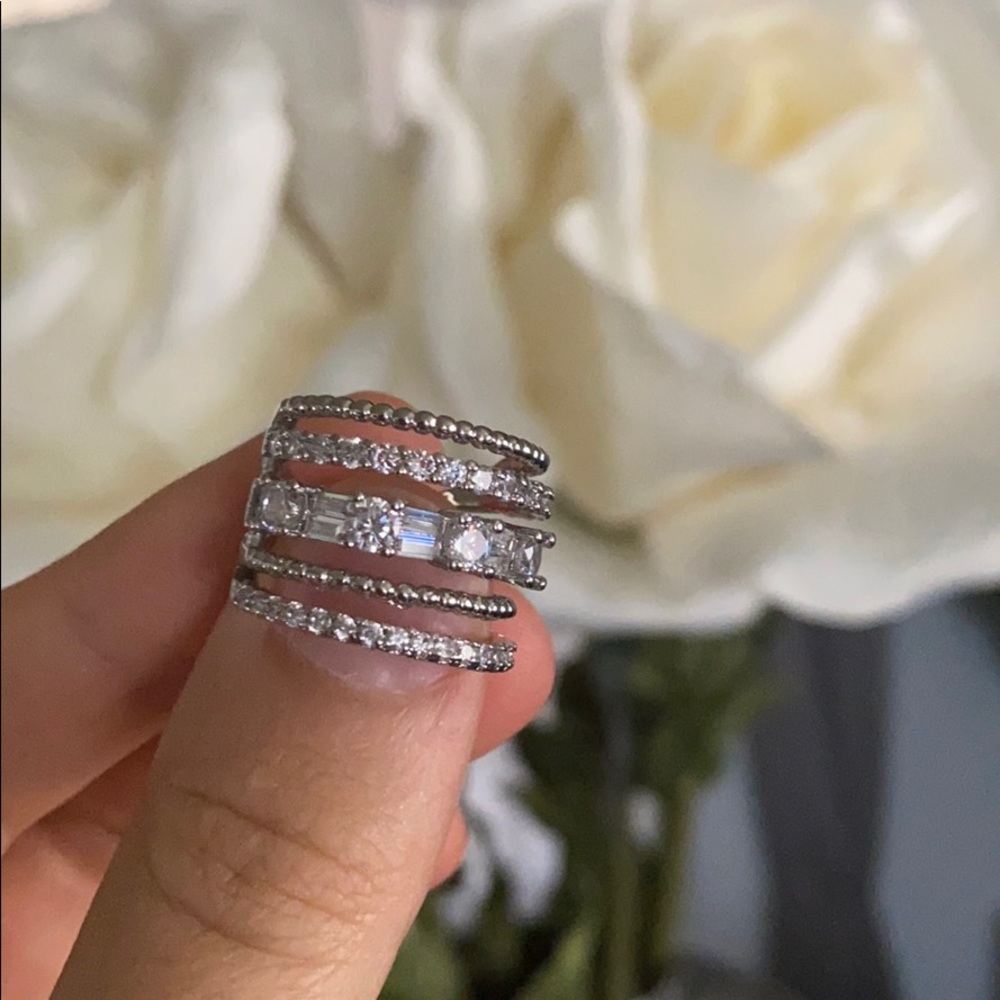 925 sterling Silver Luxury White Sapphire Ring - Picture 6 of 7